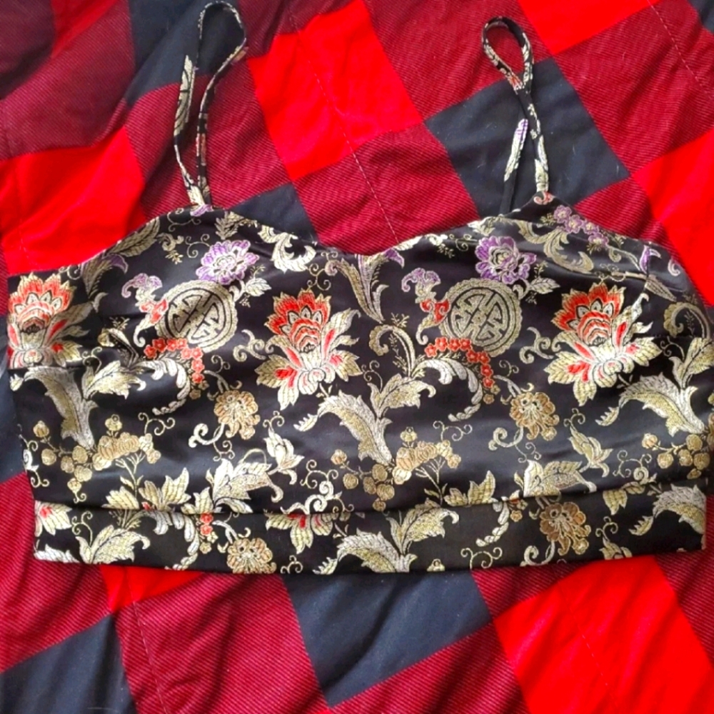 Crop top